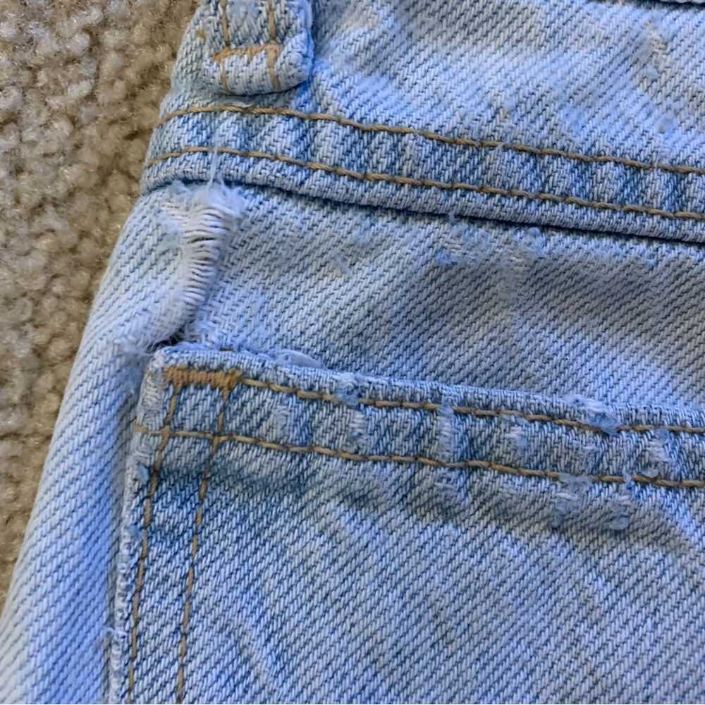 1990s Faded Distressed Zena Jeans. - Picture 10 of 13